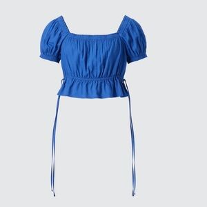 GATHER CROPPED SHORT SLEEVE
BLOUSE Uniqlo